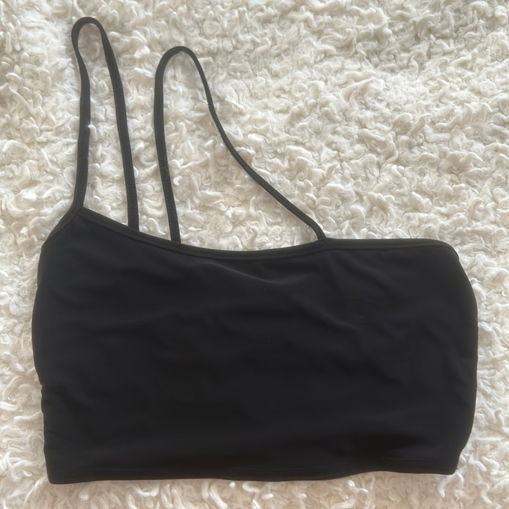 Pretty Little Thing Black Strappy Crop Top Size 0